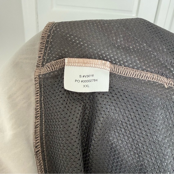 Vuori Maverick Volley Short - Picture 4 of 4